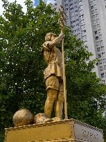 Illustrious Women of the Olympic Games 2024 bd de La Chapelle - Paris