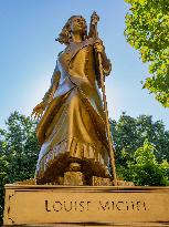 Illustrious Women of the Olympic Games 2024 bd de La Chapelle - Paris