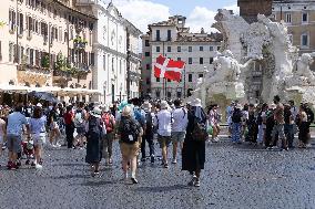 Young Pilgrims Gather at Piazza Navona for 2025 Youth Jubilee - Rome