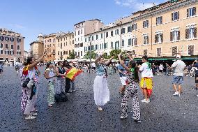 Young Pilgrims Gather at Piazza Navona for 2025 Youth Jubilee - Rome