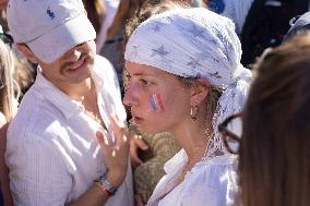 Rome, Young pilgrims await the Welcome Mass for the 2025 Youth Jubilee