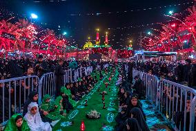 Pilgrims March for Lady Ruqayyah in Karbala