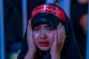 Pilgrims March for Lady Ruqayyah in Karbala