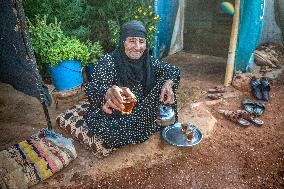 Scorching Heat Torments Displaced Families - Syria