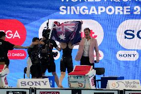 Mollie O'Callaghan At World Aquatics Championships - Singapore