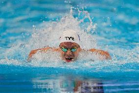 Leon Marchand Breaks 200 Medley Record at Swimming World Championships - Singapore