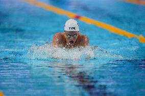 Leon Marchand Breaks 200 Medley Record at Swimming World Championships - Singapore