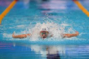 Leon Marchand Breaks 200 Medley Record at Swimming World Championships - Singapore