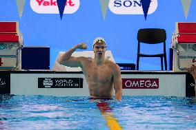 Leon Marchand Breaks 200 Medley Record at Swimming World Championships - Singapore