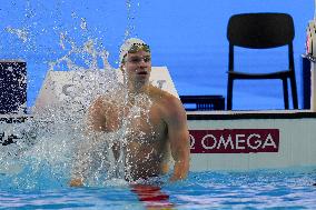 Leon Marchand Breaks 200 Medley Record at Swimming World Championships - Singapore
