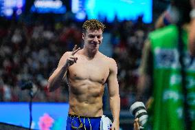 Leon Marchand Breaks 200 Medley Record at Swimming World Championships - Singapore