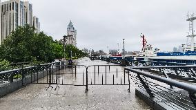 Typhoon Co-may Hit Shanghai