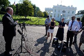 Tom Homan talks to reporters - Washington