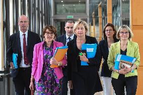 Meeting at Ministry of Economy - Paris