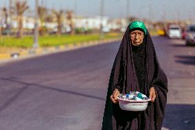 Pilgrims Begin Forty Day Trek to Karbala - Iraq