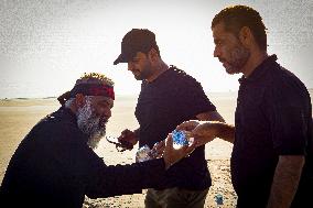 Pilgrims Begin Forty Day Trek to Karbala - Iraq