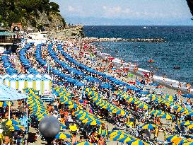 Illustration - Surtourisme
