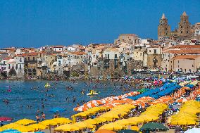 Illustration - Surtourisme