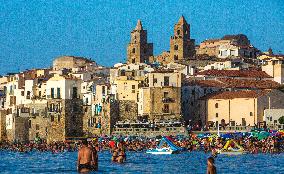 Illustration - Surtourisme