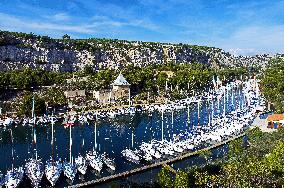 Illustration - Surtourisme