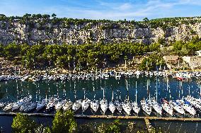 Illustration - Surtourisme
