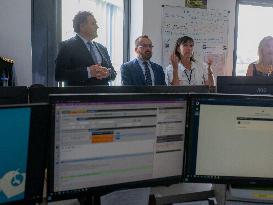 Health and Transport Ministers Visit the SAMU 94 Heliport - Creteil