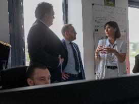 Health and Transport Ministers Visit the SAMU 94 Heliport - Creteil