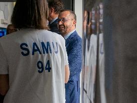 Health and Transport Ministers Visit the SAMU 94 Heliport - Creteil