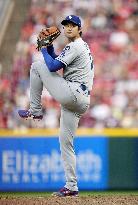 Baseball: Dodgers vs. Reds