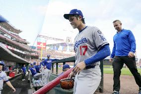 Baseball: Dodgers vs. Reds