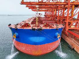 2025 H1 Port Cargo Throughput Increases