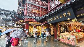 Typhoon Co-may Hit Shanghai