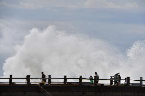 Typhoon Co-may Hit Qingdao
