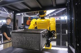 Robot Performance at 2025 WAIC in Shanghai