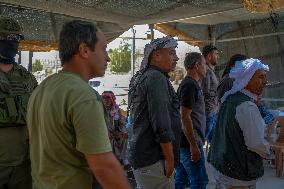 Tension Rises As Soldiers Disrupt Funeral - Palestine