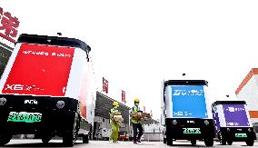 Self Driving Express Delivery Vehicle