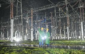 Qingliu Substation Inspection during Typhoon Co-may in Chuzhou