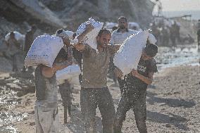 Humanitarian Aid at The Zikim Border Crossing in Gaza