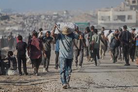 Humanitarian Aid at The Zikim Border Crossing in Gaza