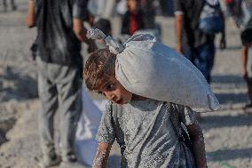 Humanitarian Aid at The Zikim Border Crossing in Gaza