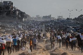 Humanitarian Aid at The Zikim Border Crossing in Gaza