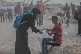 Humanitarian Aid at The Zikim Border Crossing in Gaza