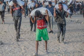 Humanitarian Aid at The Zikim Border Crossing in Gaza