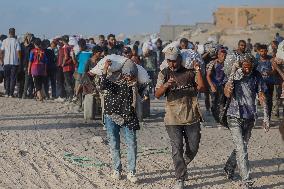 Humanitarian Aid at The Zikim Border Crossing in Gaza