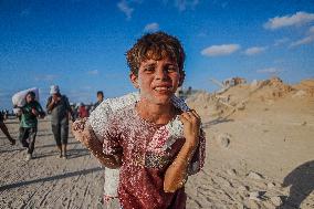 Humanitarian Aid at The Zikim Border Crossing in Gaza