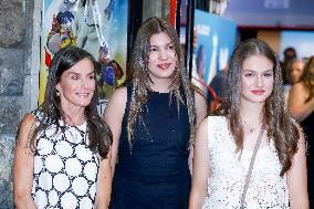Queen Letizia and Her Daughters at The Cinema - Palma
