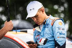 Autourheilu: Suomen MM-ralli jatkuu