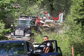 Small Airplane Crashes Near Ottawa Airport - Canada