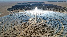 Gobi Desert Multi-energy Complementary Base PV Project Site in Jiuquan