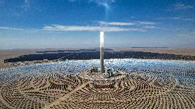Gobi Desert Multi-energy Complementary Base PV Project Site in Jiuquan